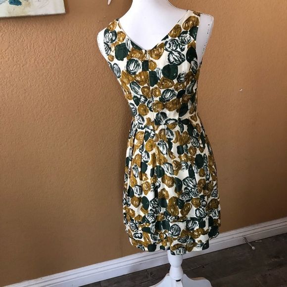 Retro Style Dress - Picture 4 of 5